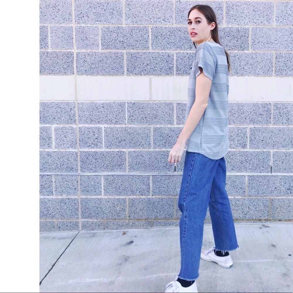 LuLaRoe Simply Comfortable Classic Tee Dove Gray Women’s Size Medium
